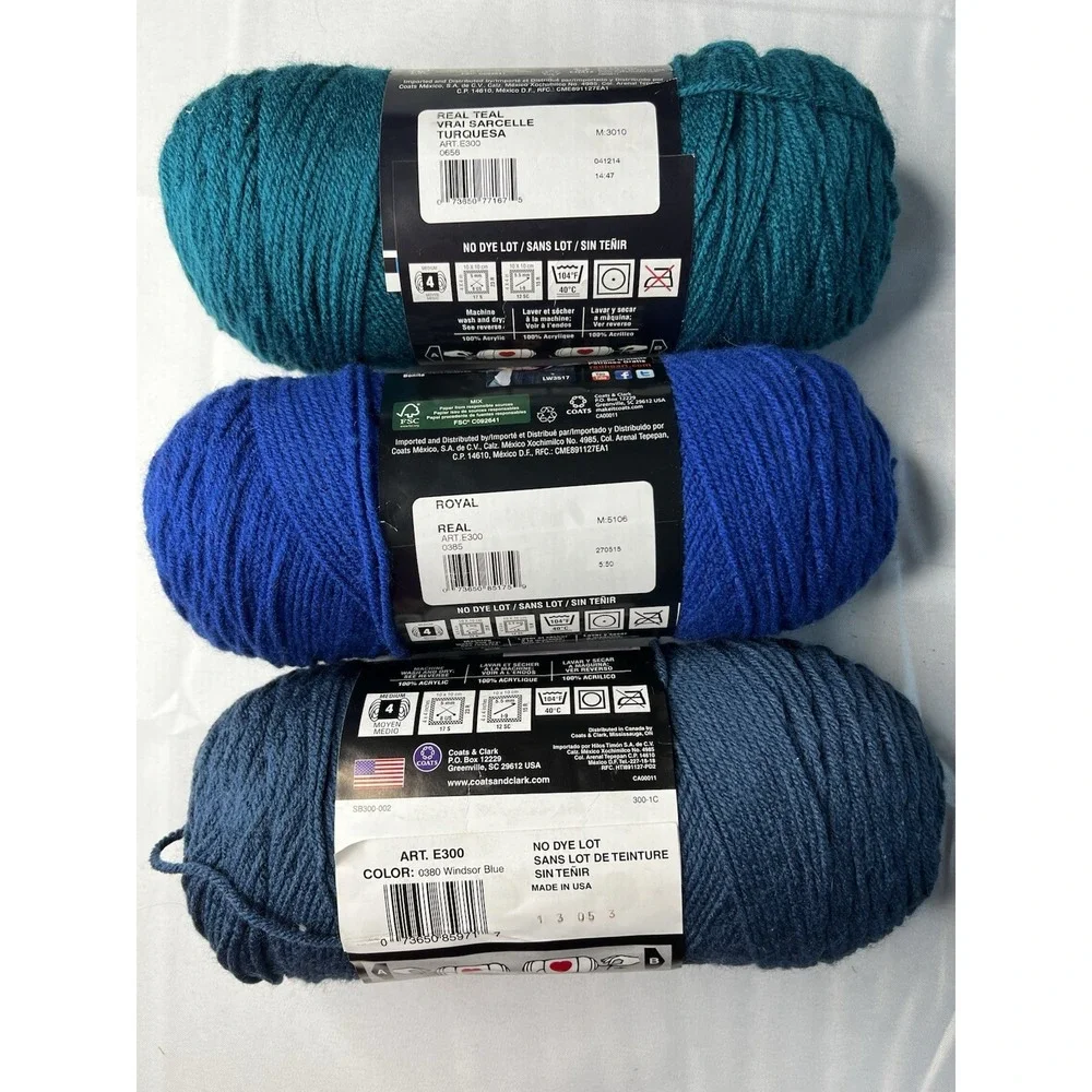 Red Heart Knitting Crochet Yarn 3 Skeins Medium Worsted Acrylic Teal Royal Blues